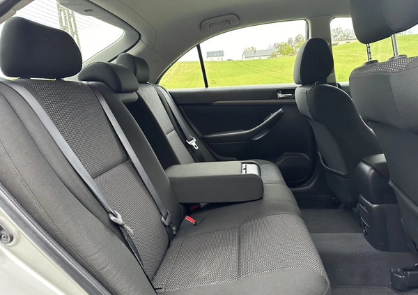 Toyota Avensis cena 19500 przebieg: 83282, rok produkcji 2007 z Mirsk małe 742